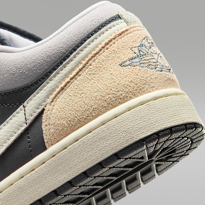 Air Jordan 1 Low SE Men's Shoes. Nike JP